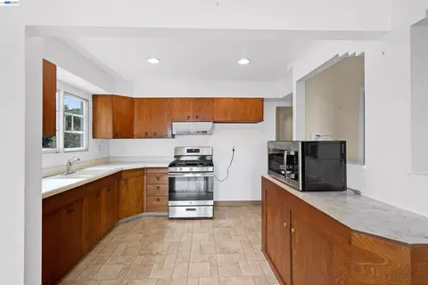 Kitchen - 26027 Clover Rd, Fairview, CA 94542 photo 1 of 1