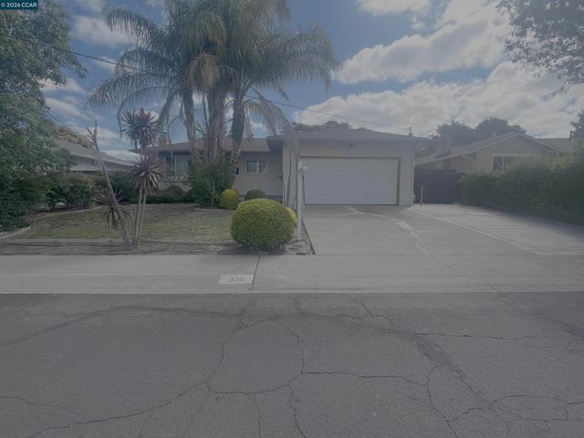 930 Sassel Ave, Concord, CA 94518
