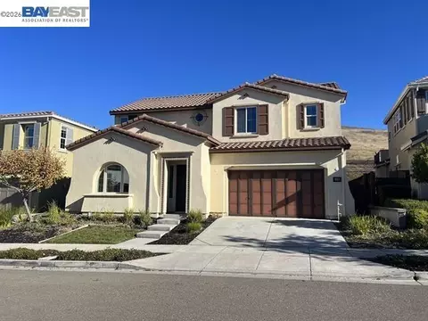 1695 N Terracina Dr, Dublin, CA 94568