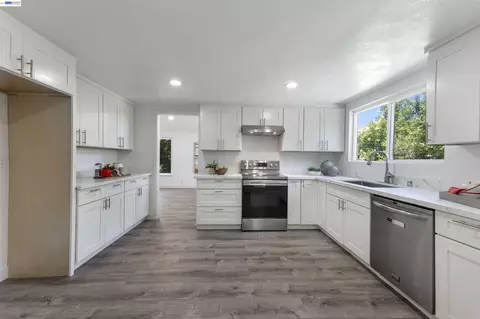 Kitchen - 4216 Warbler Loop, Fremont, CA 94555 photo 2 of 2