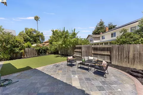 Exterior - 4216 Warbler Loop, Fremont, CA 94555 photo 4 of 6