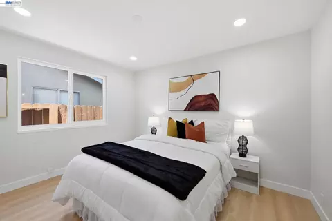 Bedroom - 965 Collins Ct, Hayward, CA 94544 photo 1 of 9