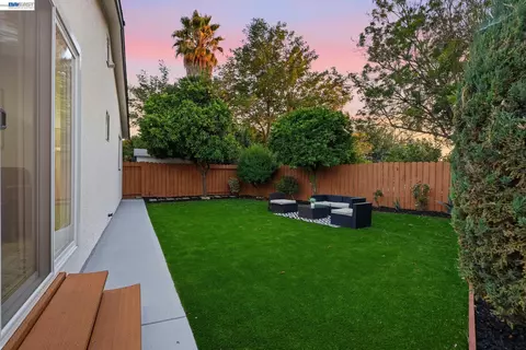 Other - 965 Collins Ct, Hayward, CA 94544 photo 2 of 16
