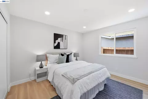 Bedroom - 965 Collins Ct, Hayward, CA 94544 photo 6 of 9