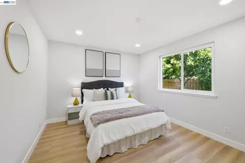 Bedroom - 965 Collins Ct, Hayward, CA 94544 photo 4 of 9