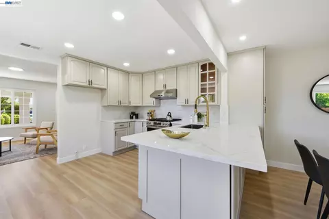 Kitchen - 965 Collins Ct, Hayward, CA 94544 photo 2 of 2