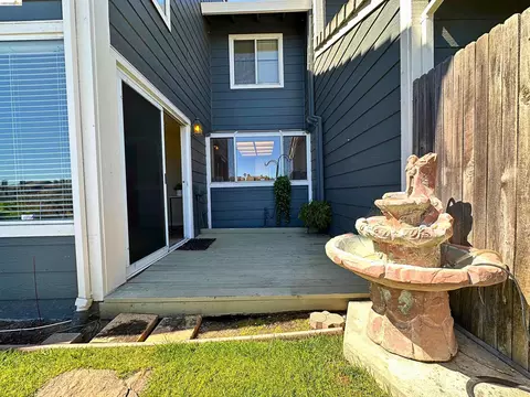 148 Heron Dr, Pittsburg, CA 94565 photo 32