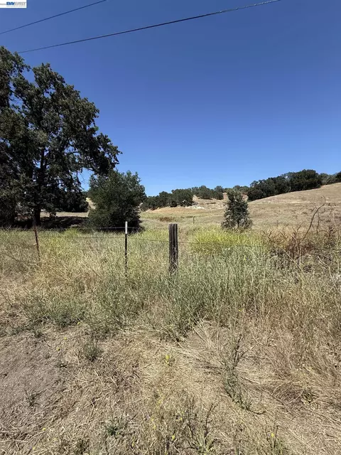 0 Chispa Rd, Atascadero, CA 93422 photo 3