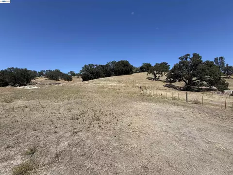 0 Chispa Rd, Atascadero, CA 93422 photo 1