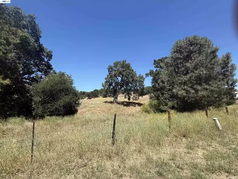0 Chispa Rd, Atascadero, CA 93422 photo 4