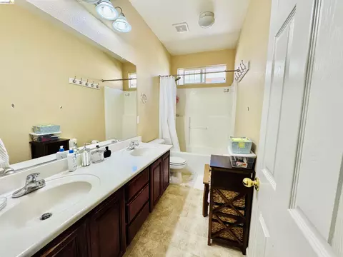 9332 Jacks Pl, Patterson, CA 95363 photo 12