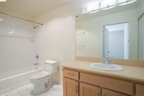 211 Bayside Ct, Richmond, CA 94804 photo 14