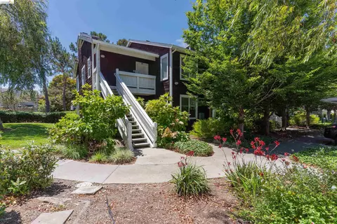 211 Bayside Ct, Richmond, CA 94804 photo 2