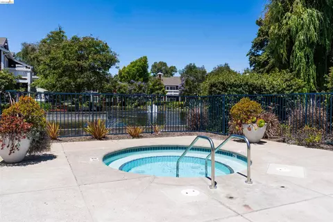 211 Bayside Ct, Richmond, CA 94804 photo 19