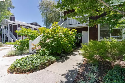211 Bayside Ct, Richmond, CA 94804 photo 3
