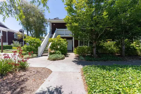 211 Bayside Ct, Richmond, CA 94804 photo 1