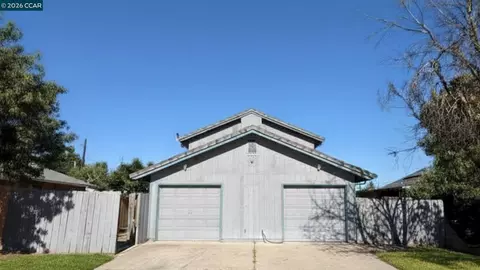 228 Elm Ave, Manteca, CA 95336 photo 1