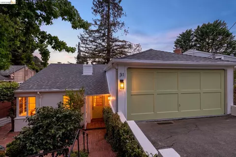 31 Harbord Ct, Oakland, CA 94618
