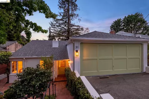 31 Harbord Ct, Oakland, CA 94618