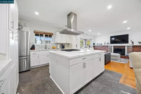 993 Argenta Ct, Pacheco, CA 94553 photo 9