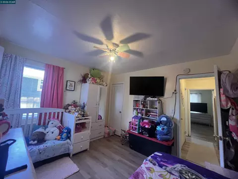 Bedroom - 2428 Crescent Dr, Concord, CA 94520 photo 3 of 5