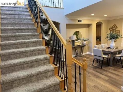 Entry Way - 738 Solitude Dr, Oakley, CA 94561 photo 4 of 11