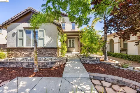 Exterior - 738 Solitude Dr, Oakley, CA 94561 photo 7 of 7