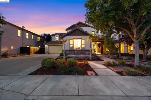 738 Solitude Dr, Oakley, CA 94561 photo 1
