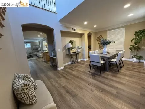 Entry Way - 738 Solitude Dr, Oakley, CA 94561 photo 2 of 11