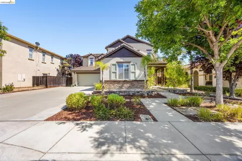 Exterior - 738 Solitude Dr, Oakley, CA 94561 photo 5 of 7