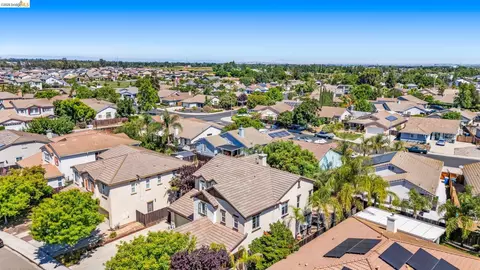 View/Area - 738 Solitude Dr, Oakley, CA 94561 photo 4 of 5