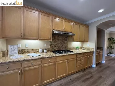 Kitchen - 738 Solitude Dr, Oakley, CA 94561 photo 5 of 6