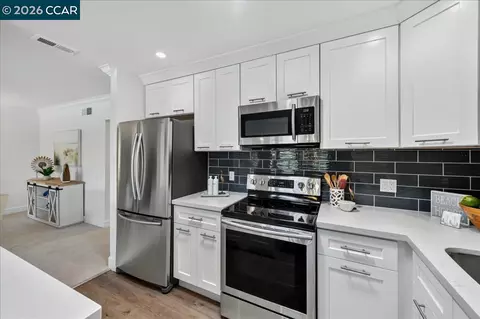 1217 Leisure Ln #5, Walnut Creek, CA 94595
