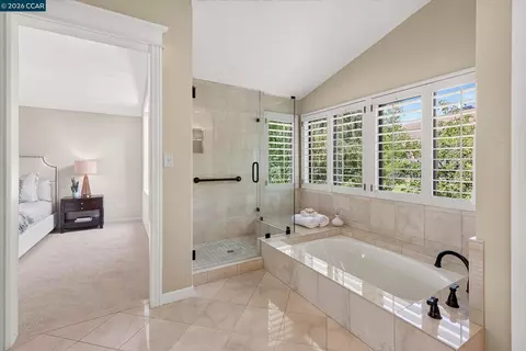 Bath - 549 Buttonwood Dr, Danville, CA 94506 photo 3 of 7