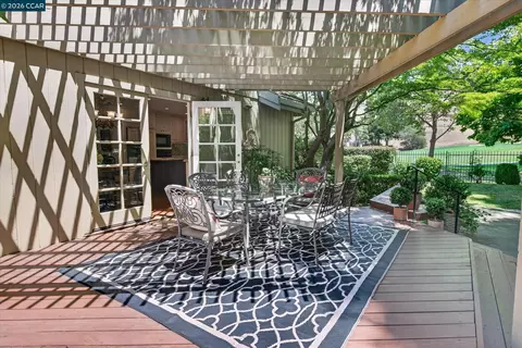 Exterior - 549 Buttonwood Dr, Danville, CA 94506 photo 18 of 24