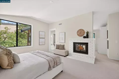 Bedroom - 549 Buttonwood Dr, Danville, CA 94506 photo 3 of 9