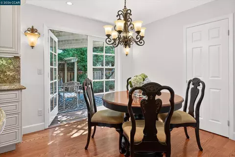 Dining - 549 Buttonwood Dr, Danville, CA 94506 photo 5 of 6