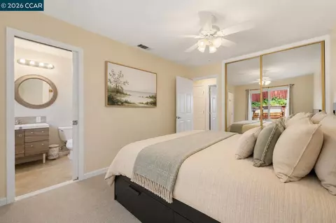 Bedroom - 1501 Lassen Ct, Vallejo, CA 94591 photo 13 of 16