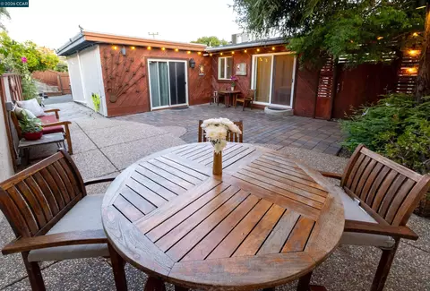Exterior - 1501 Lassen Ct, Vallejo, CA 94591 photo 12 of 15