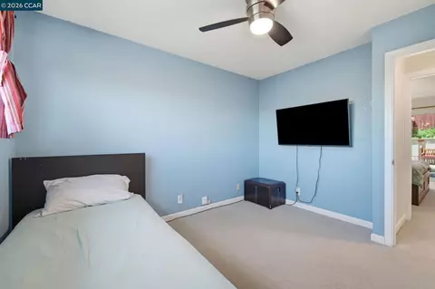 Bedroom - 1501 Lassen Ct, Vallejo, CA 94591 photo 7 of 16