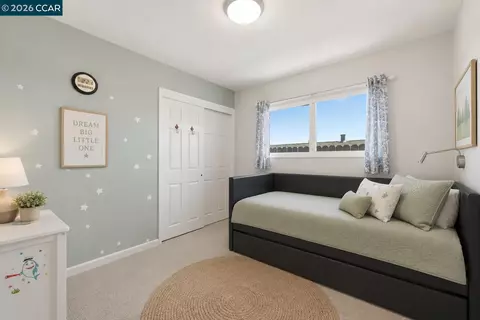 Bedroom - 1501 Lassen Ct, Vallejo, CA 94591 photo 1 of 16