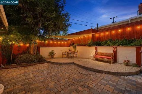 Exterior - 1501 Lassen Ct, Vallejo, CA 94591 photo 11 of 15