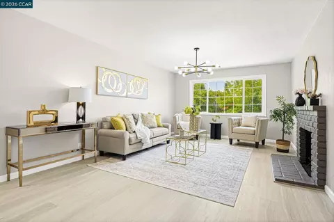 Living - 698 Mini Dr, Vallejo, CA 94589 photo 1 of 5