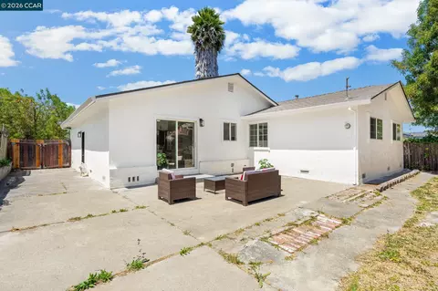 Exterior - 698 Mini Dr, Vallejo, CA 94589 photo 7 of 10