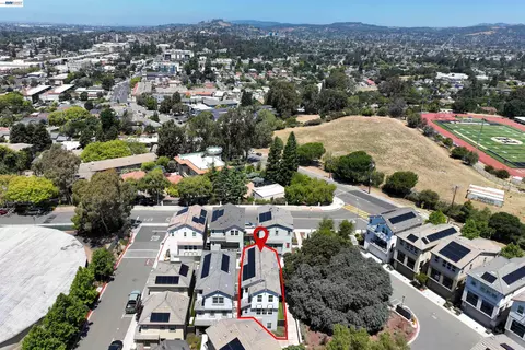 View/Area - 24107 Amaranth Loop, Hayward, CA 94541 photo 2 of 3