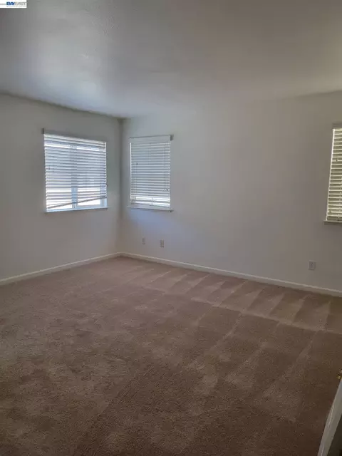 313 Turnstone Cir, Pittsburg, CA 94565 photo 27