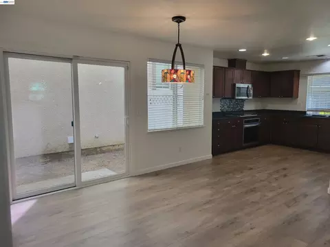 313 Turnstone Cir, Pittsburg, CA 94565 photo 18
