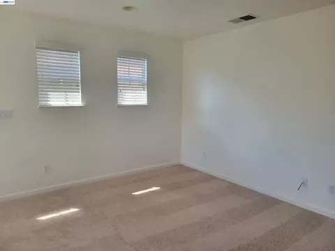 313 Turnstone Cir, Pittsburg, CA 94565 photo 26