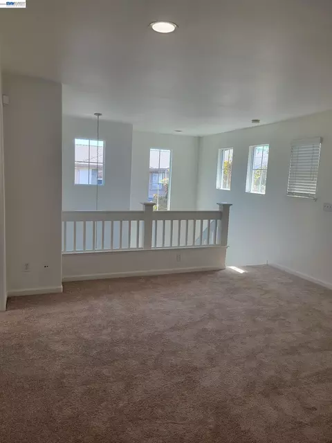 313 Turnstone Cir, Pittsburg, CA 94565 photo 25