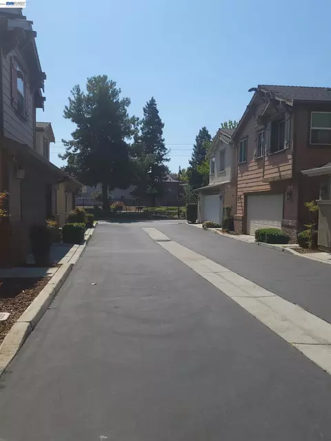 313 Turnstone Cir, Pittsburg, CA 94565 photo 46